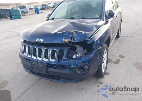 2016 Jeep Compass Sport из США, поврежденный, VIN 1C4NJCBA7GD611611